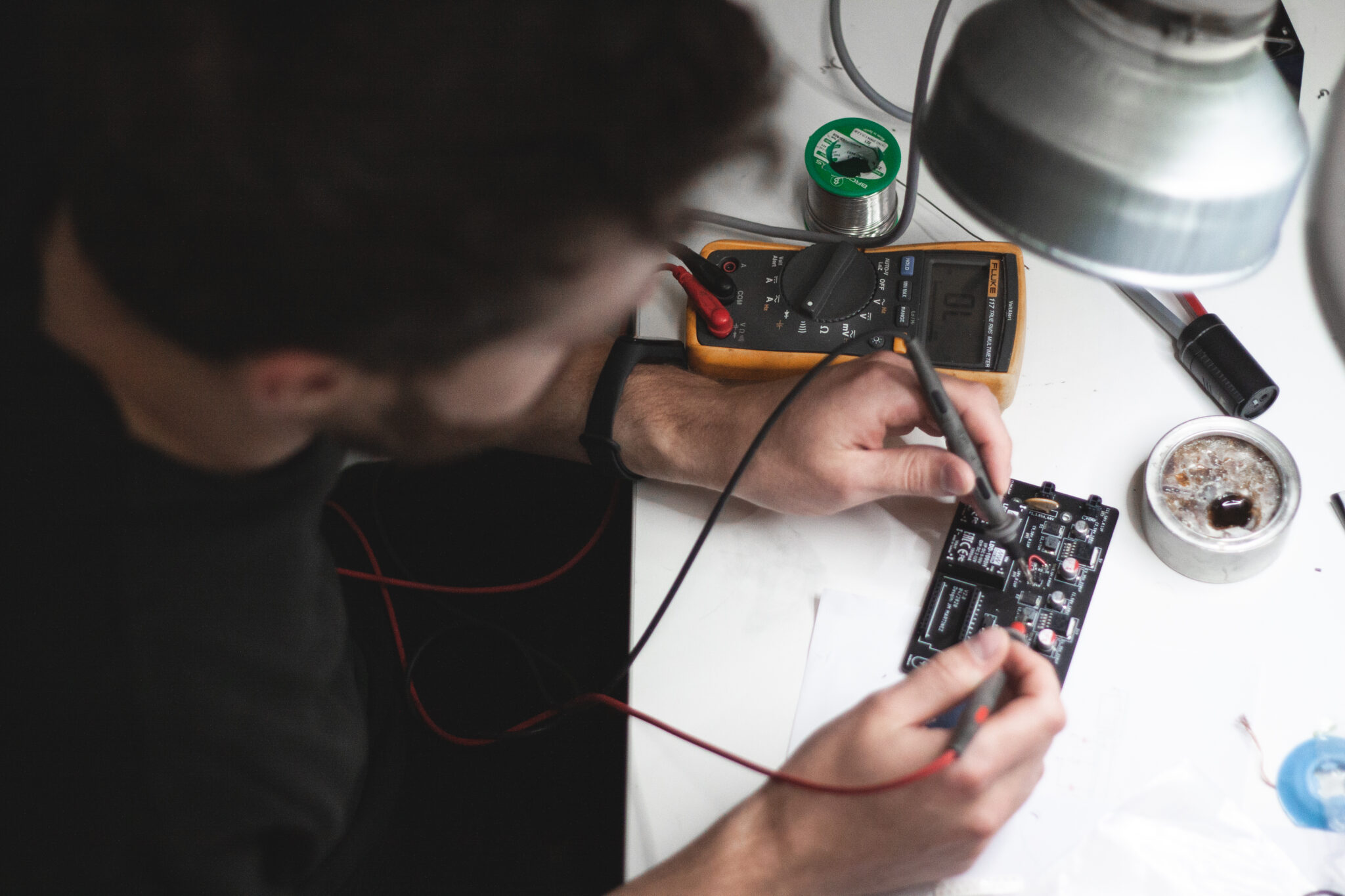 As an electronics designer with us, you work with electronics design at PCB level with memories, microprocessors and peripheral circuits such as sensors, etc.