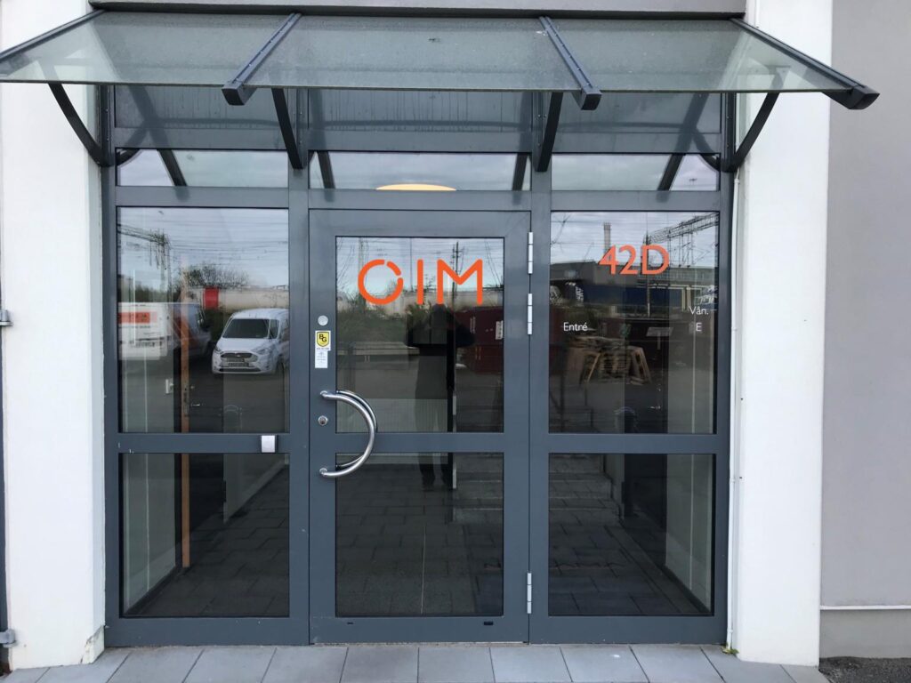 The entrance to OIM - Welcome